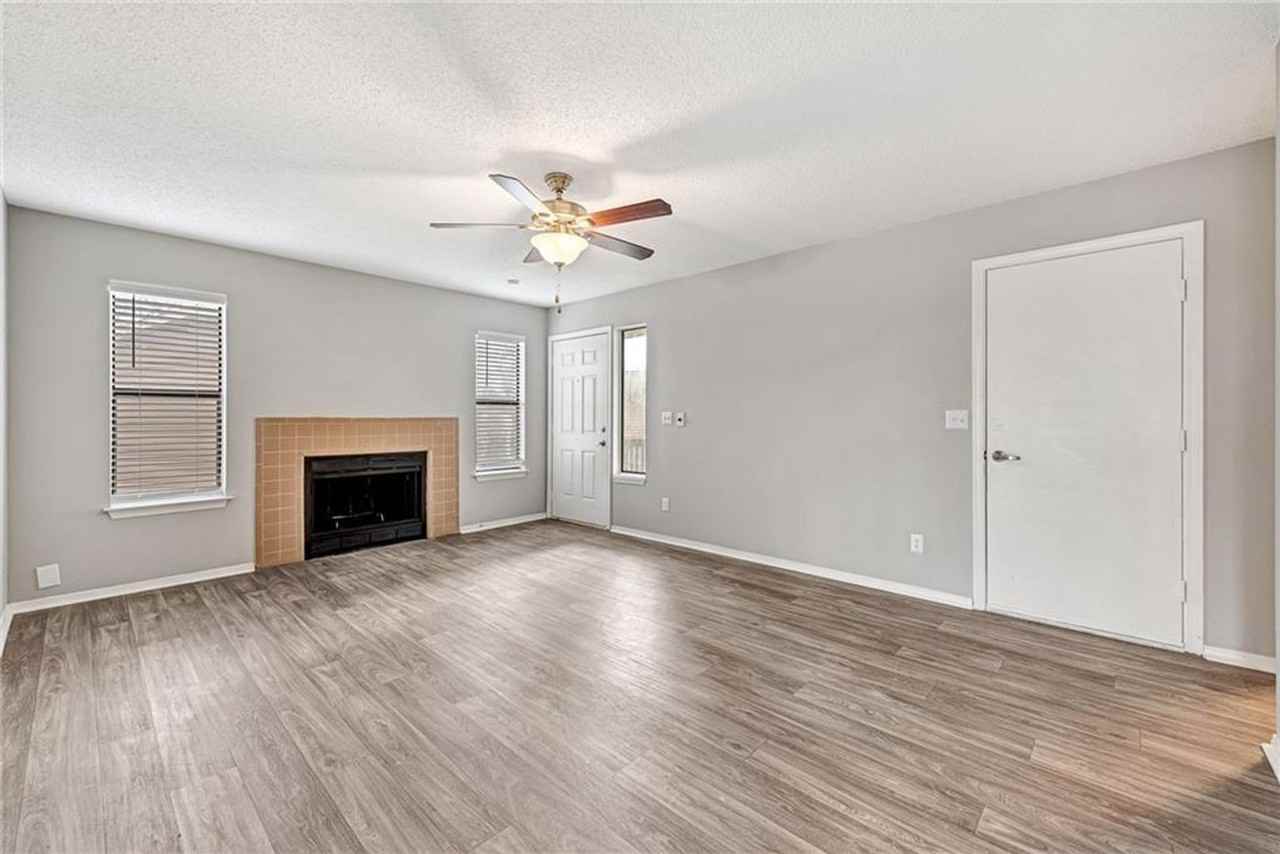 3150 N Kensington Ct - Photo 3 of 26