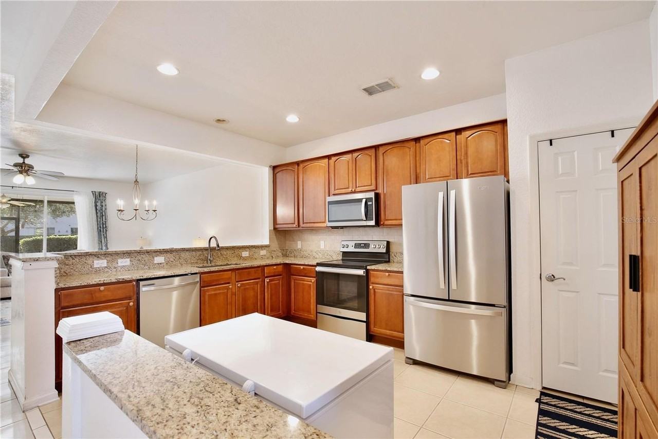 15132 Windmill Harbor Ct - Photo 2 of 10