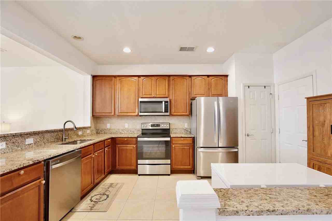 15132 Windmill Harbor Ct - Photo 3 of 10