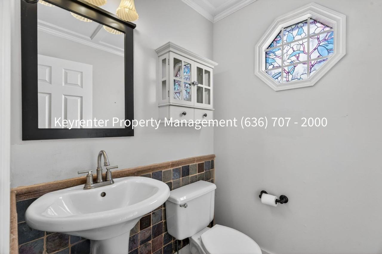 971 Whispering Ridge Ln - Photo 5 of 47