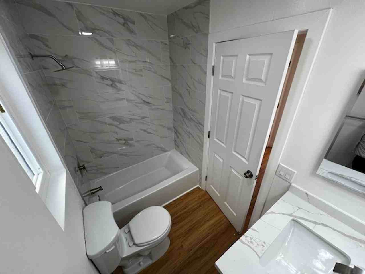 7576 Groveland 5337;SD 92114 - Photo 3 of 29