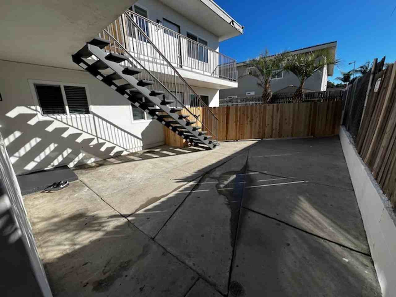 7576 Groveland 5337;SD 92114 - Photo 6 of 29