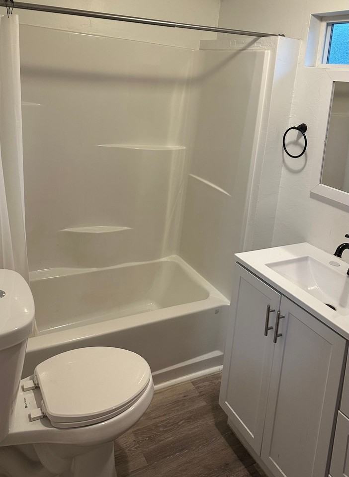 1505 N 20th St - Photo 5 of 27