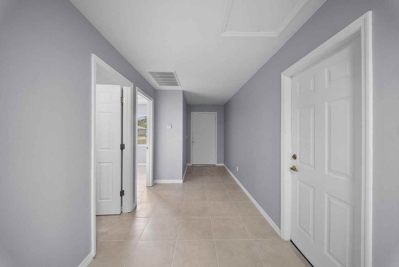 4838 29th St Sw - Photo 3 of 25
