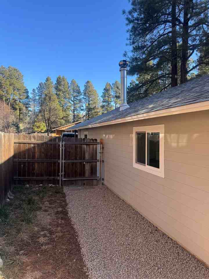 420 Cherokee - Photo 7 of 9