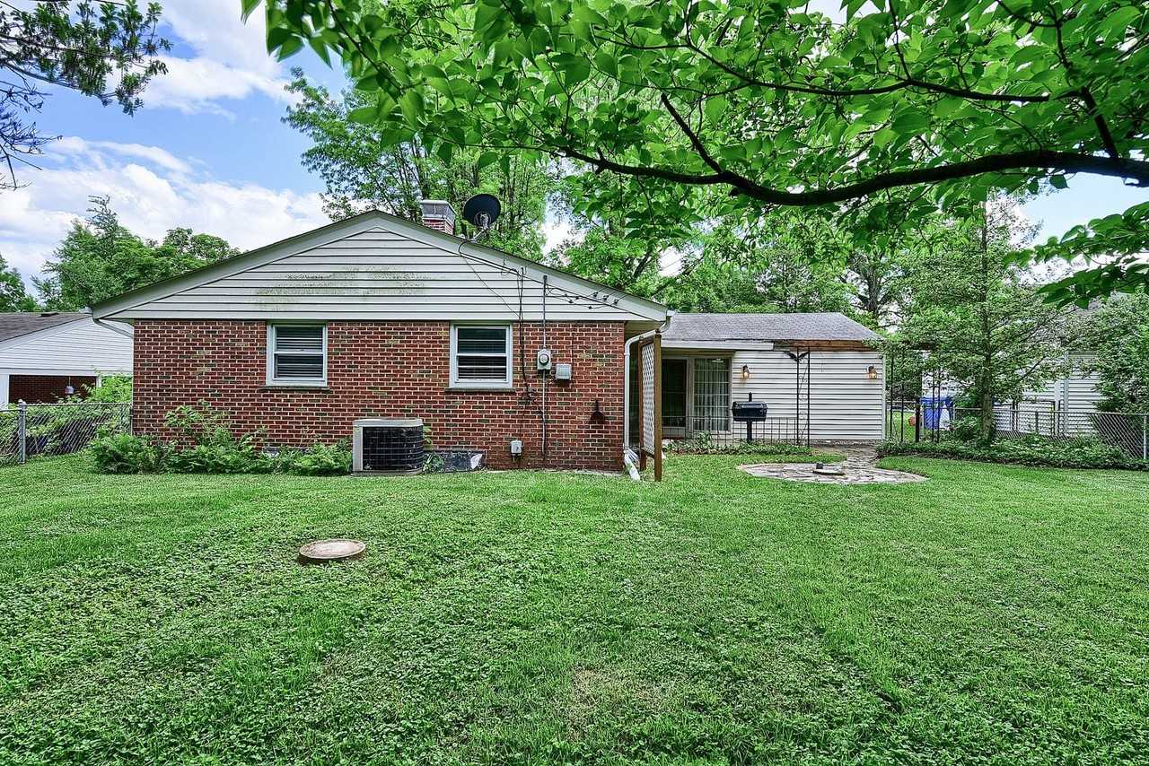 20 Saint Benedict Ln - Photo 2 of 22