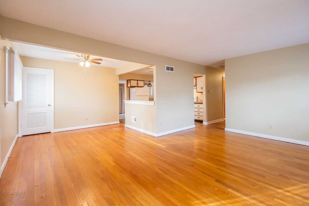 20 Saint Benedict Ln - Photo 3 of 22