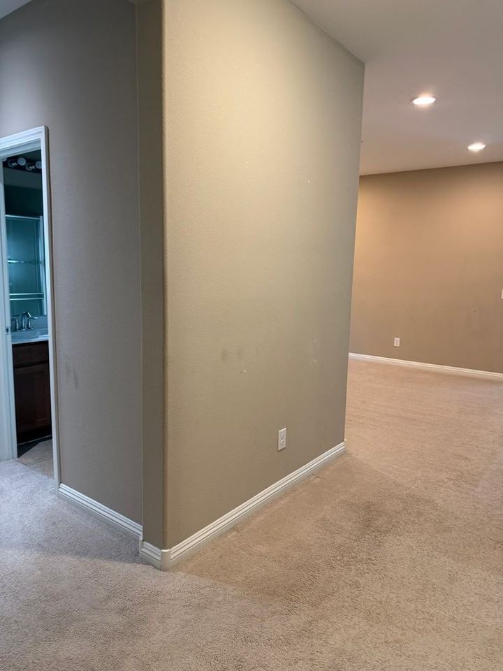 5953 Castell Canyon St - Photo 6 of 33