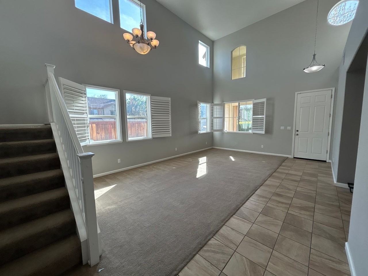 212 Riverbend Ln - Photo 6 of 42