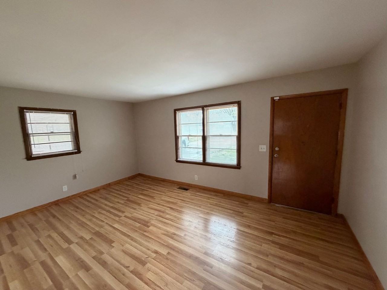 322 Joe B Jackson Pkwy - Photo 4 of 14