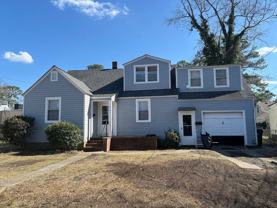 4745 Lind St - Photo 1 of 1