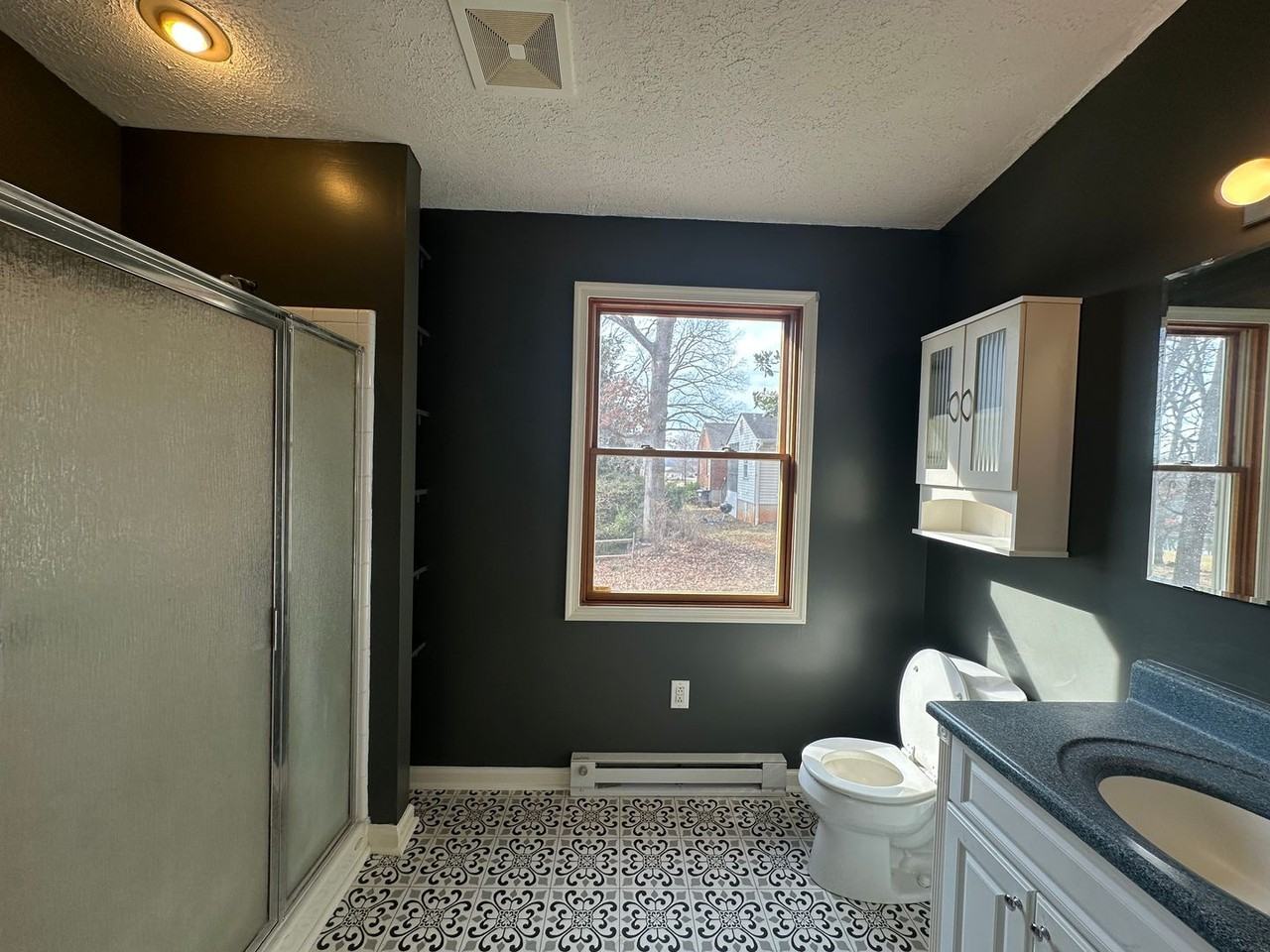 1321 Peaks St - Photo 6 of 50