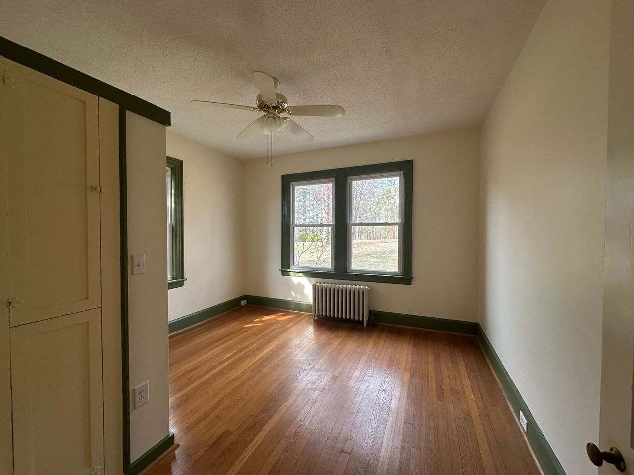 1321 Peaks St - Photo 7 of 50