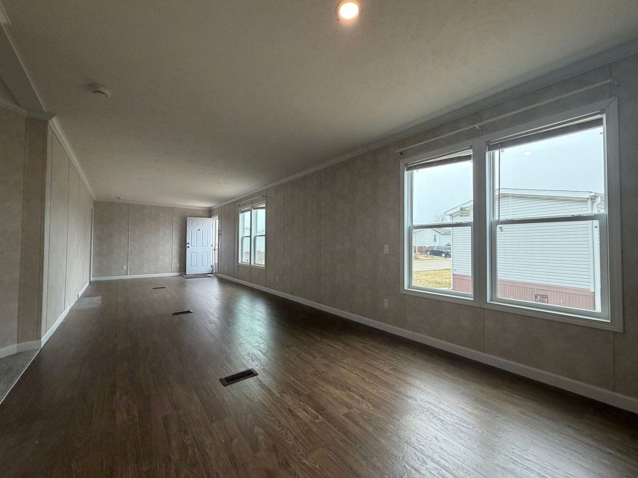 334 Mosswood Ln - Photo 3 of 14