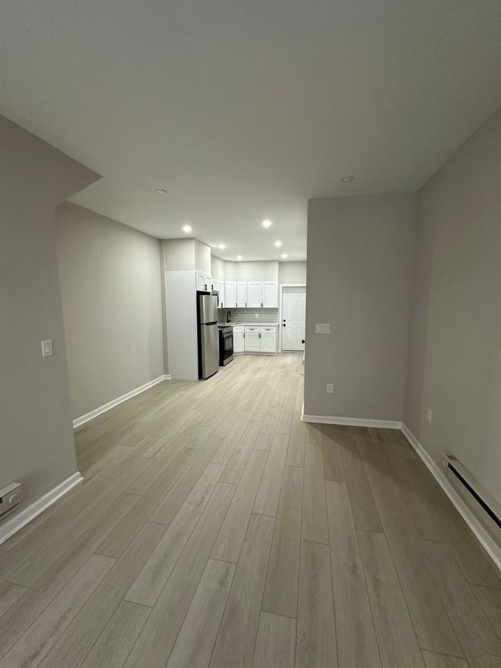 3833 Wyalusing Ave - Photo 5 of 18