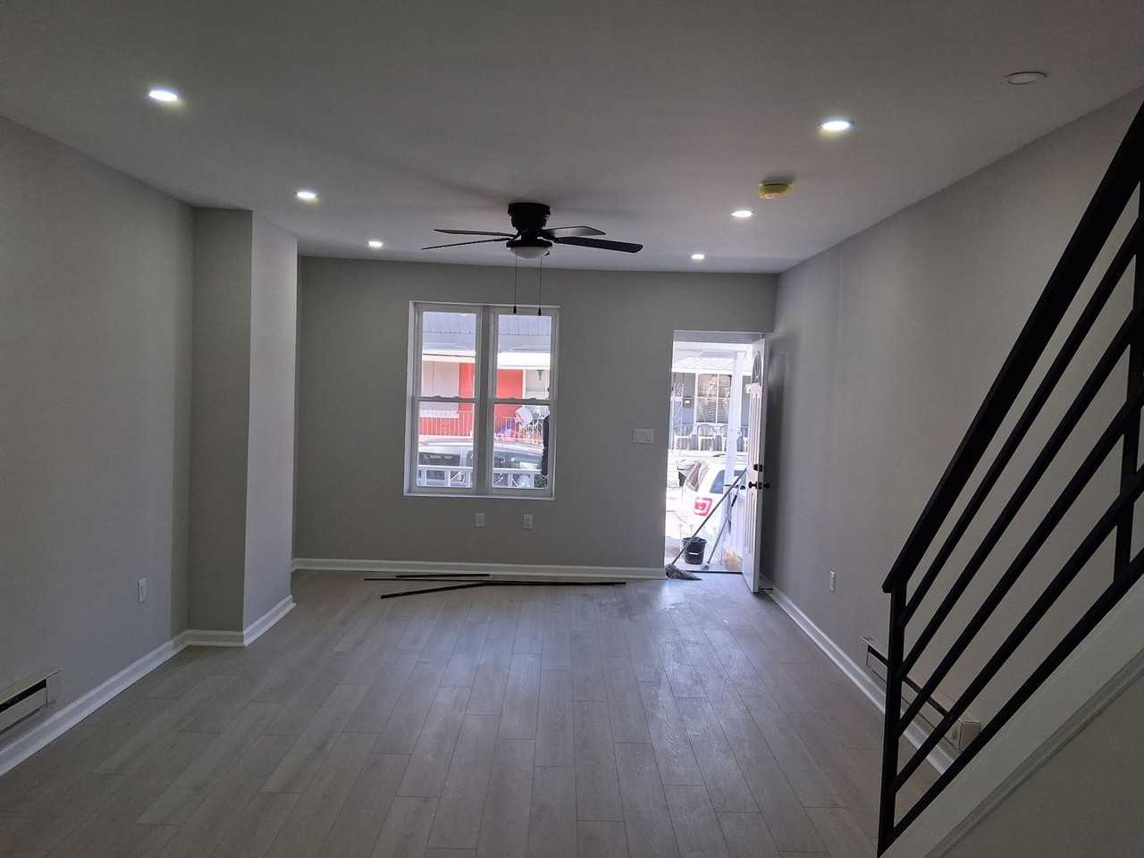 3834 Folsom St - Photo 6 of 14