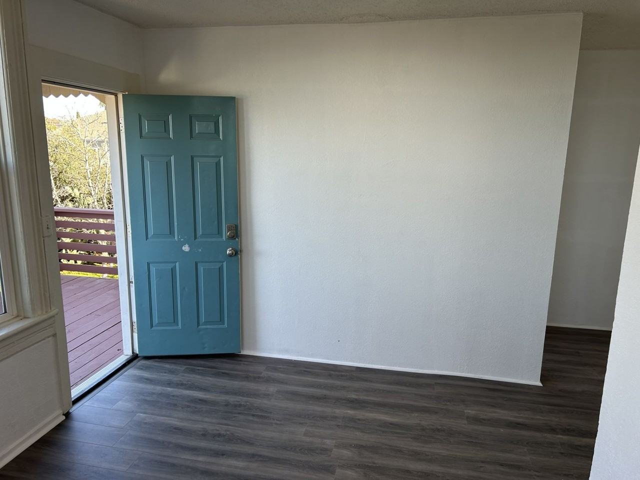 544 Grant St - Photo 3 of 20