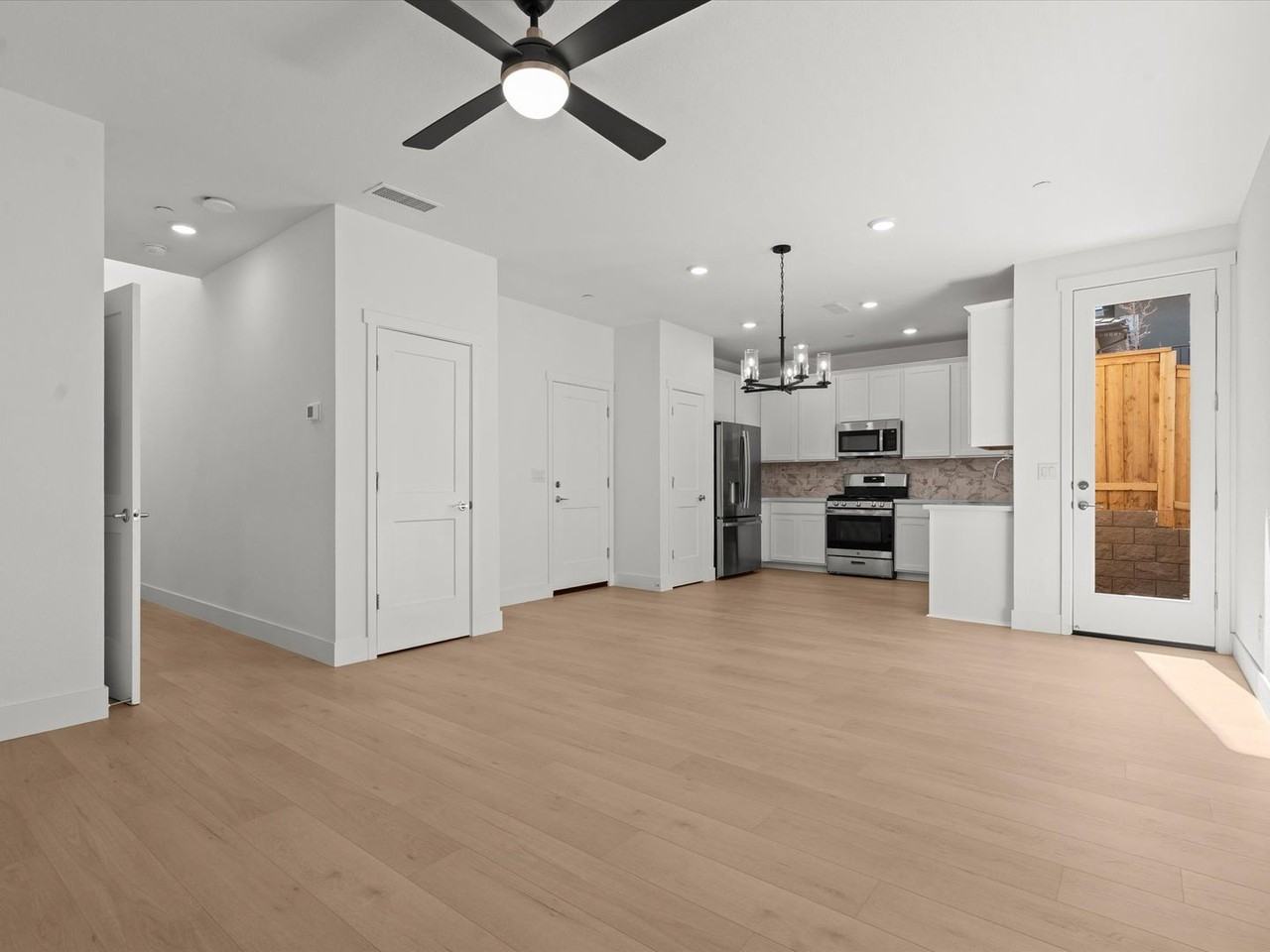 456 Prosecco Way - Photo 3 of 33