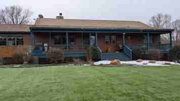 featured image of 421 Oakhill Ave