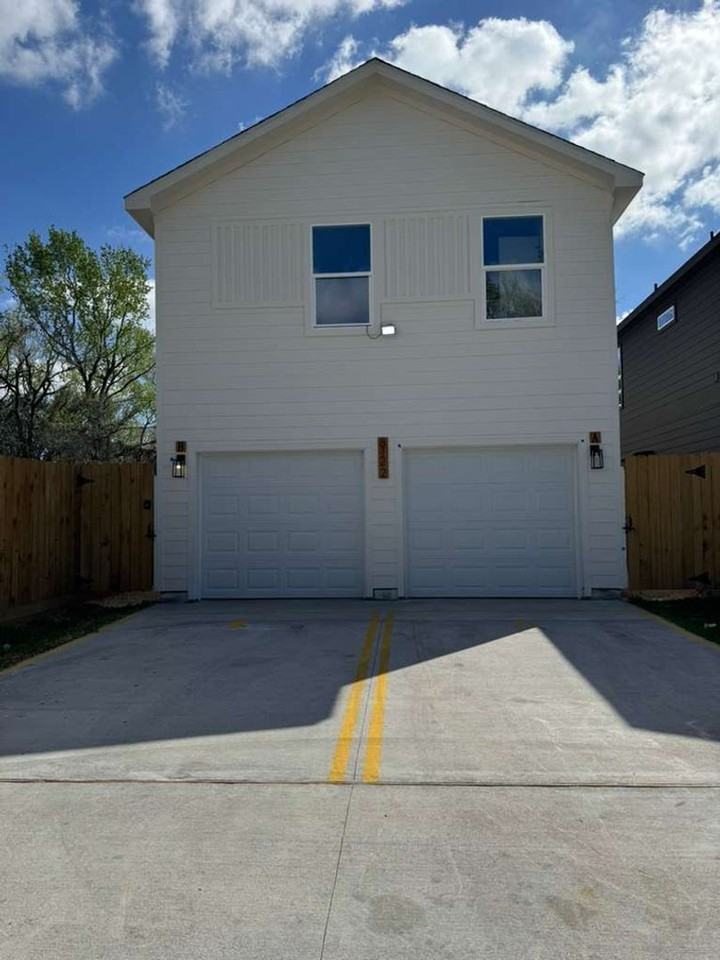 8122 De Priest St #A - Photo 2 of 45
