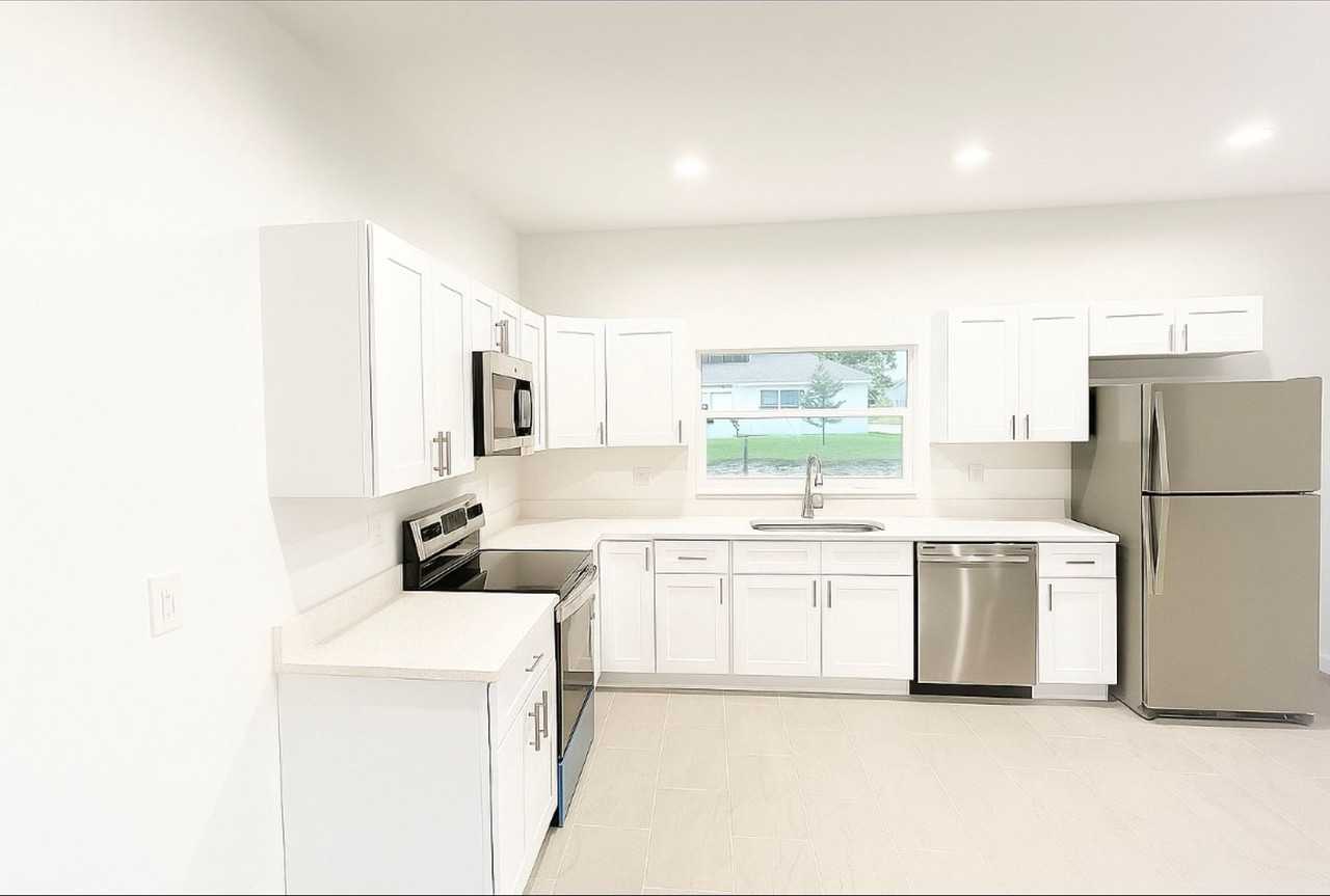 2615 Ne 20th Ct - Photo 6 of 17