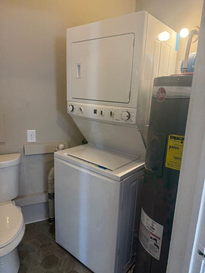 1011 W Wendover Ave - Photo 7 of 12