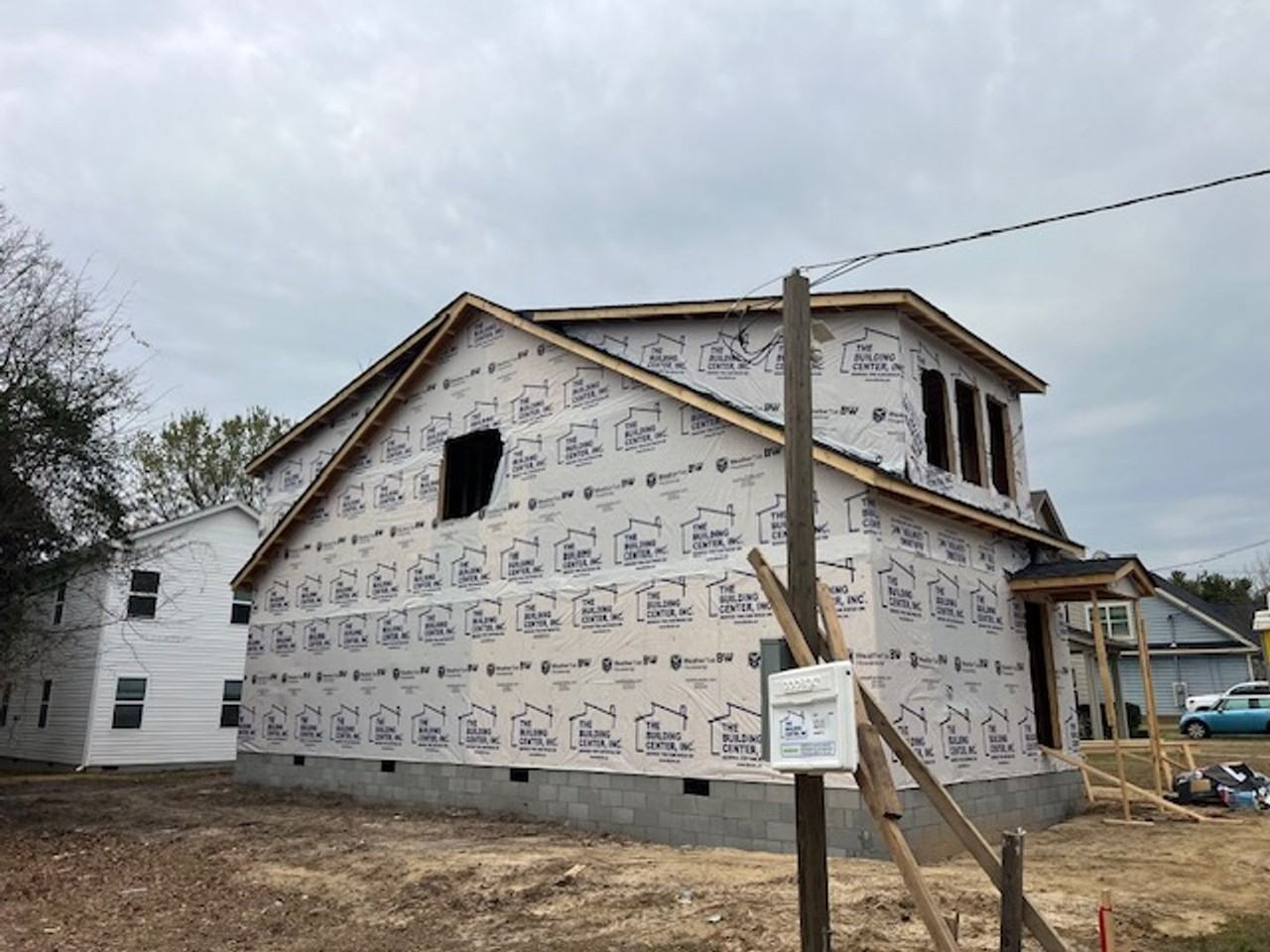 1311 Mcduffie Ave - Photo 2 of 7