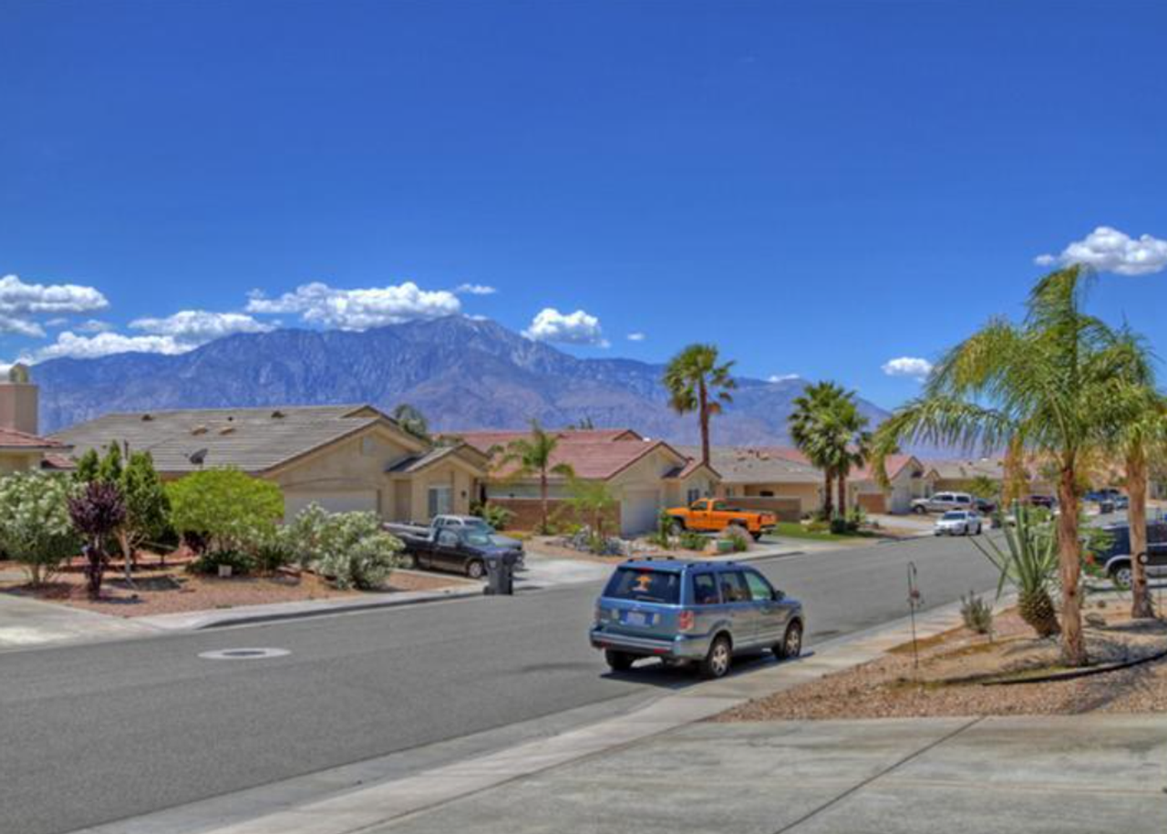 67968 Whitney Ct - Photo 2 of 4