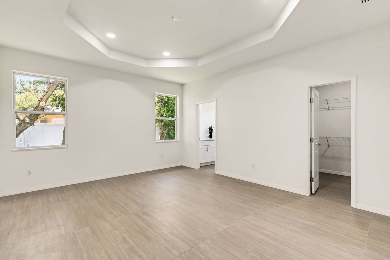 8522 N Boulevard - Photo 7 of 18