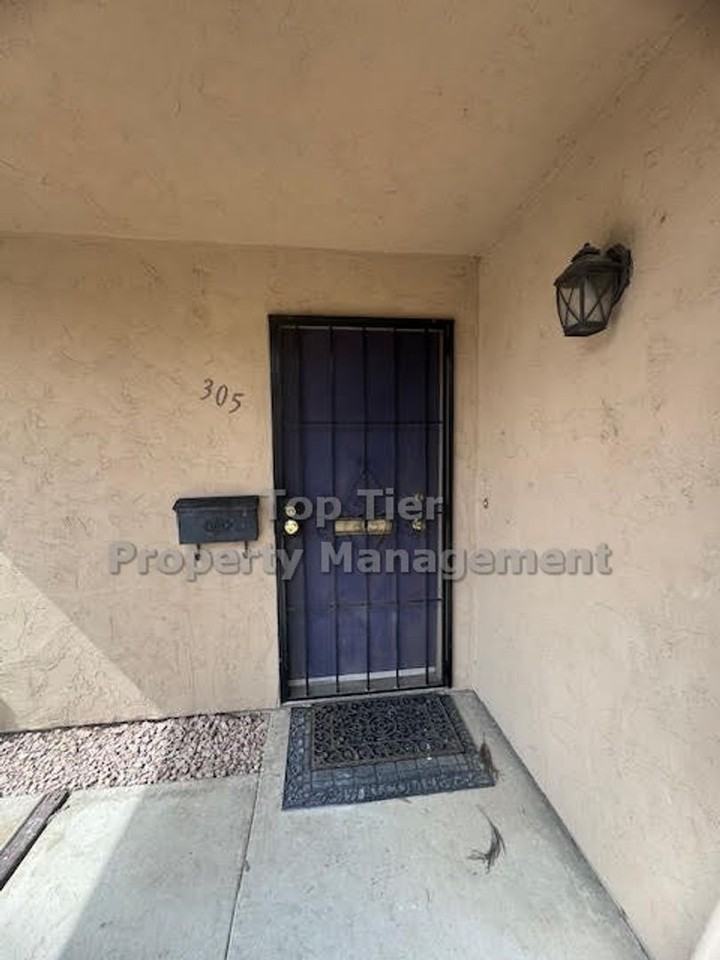 305 Stage Coach Rd - Photo 2 of 18