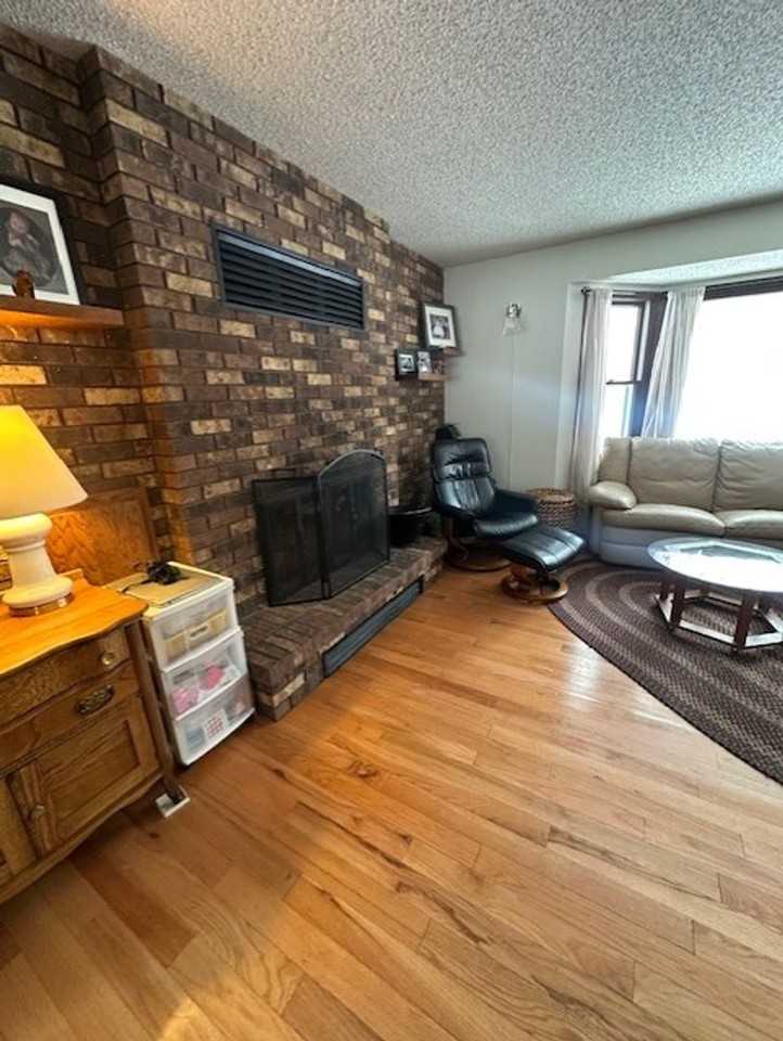 4993 Brentwood Rd - Photo 5 of 18