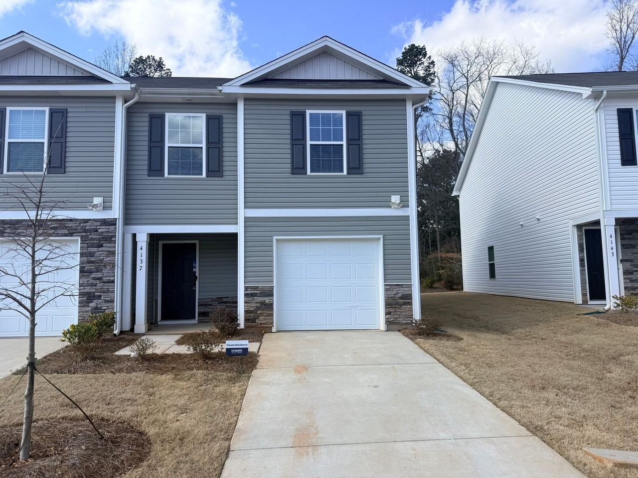 4137 Lurelin Ln - Photo 3 of 11