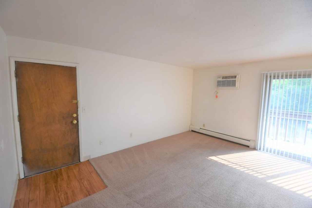 2340 South St - Photo 2 of 20