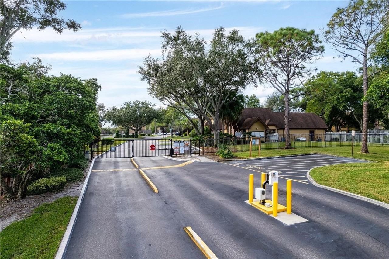 420 Forestway Cir #201 - Photo 4 of 50