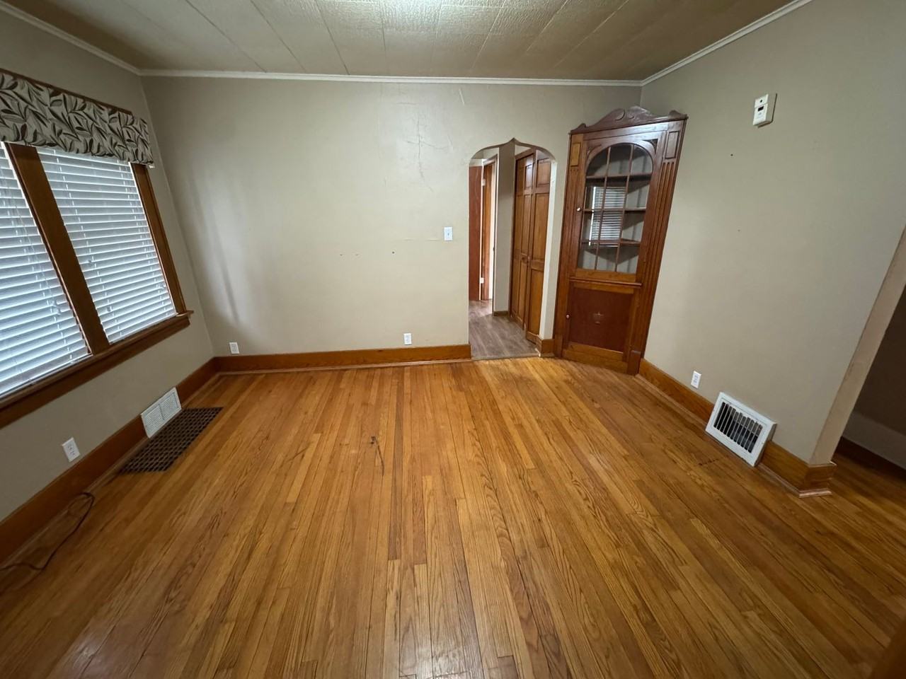 714 N 22nd St - Photo 5 of 14