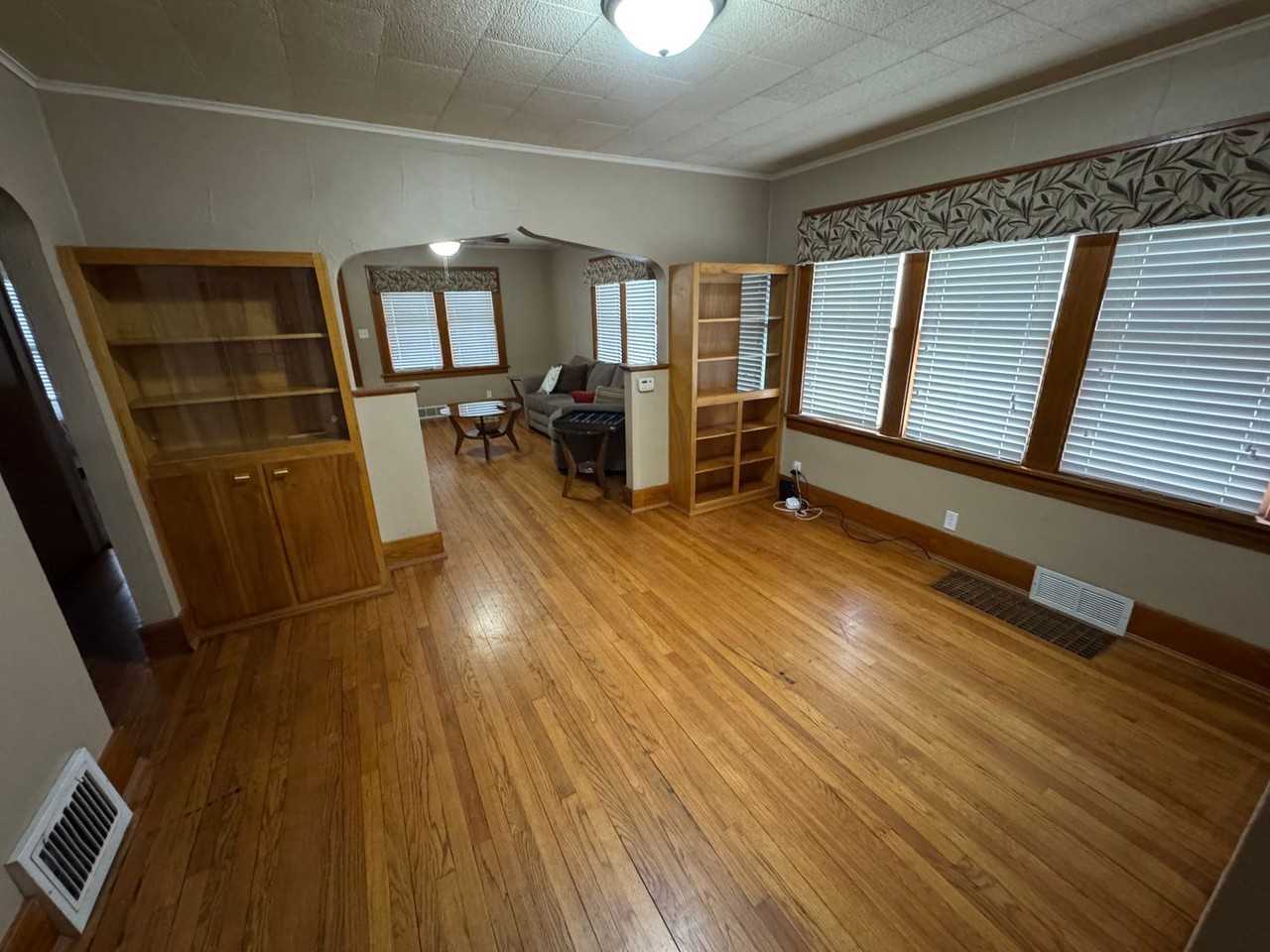 714 N 22nd St - Photo 6 of 14