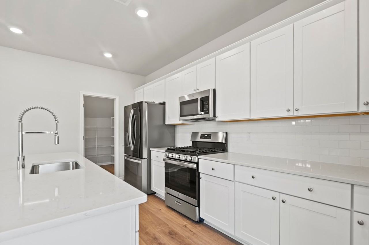 137 Wood Sage Run - Photo 7 of 26