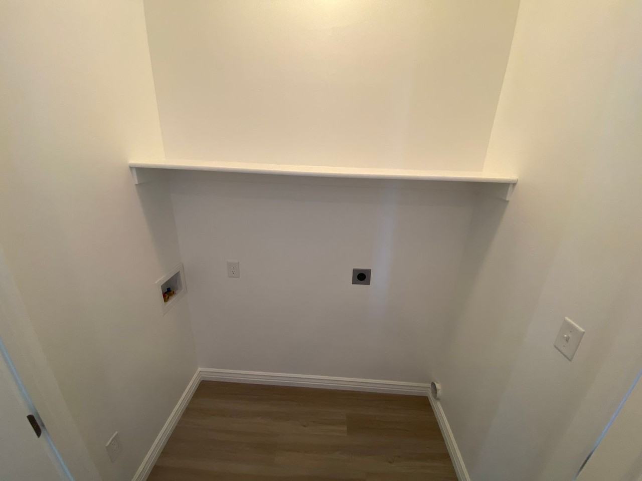 738 N 150 E - Photo 4 of 11