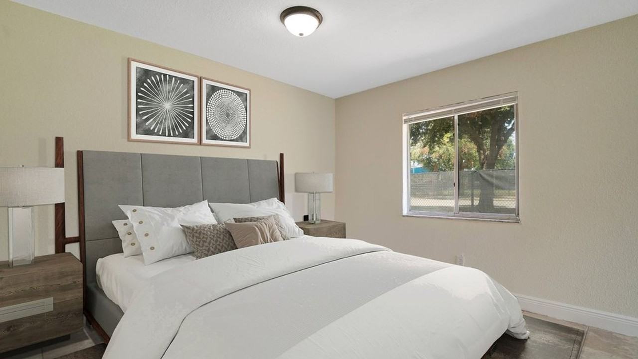 1689 Eastern Rd - Photo 2 of 12