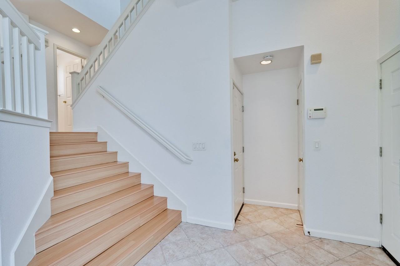 1904 Beaufort Ter - Photo 6 of 31