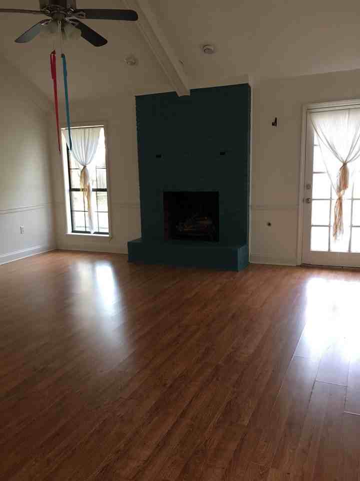 130 Twin Oaks Dr - Photo 2 of 16