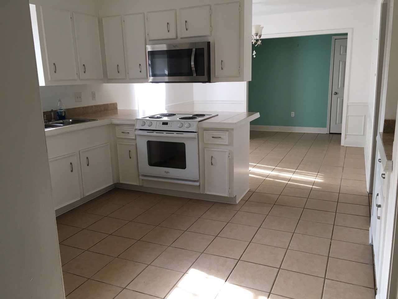 130 Twin Oaks Dr - Photo 6 of 16