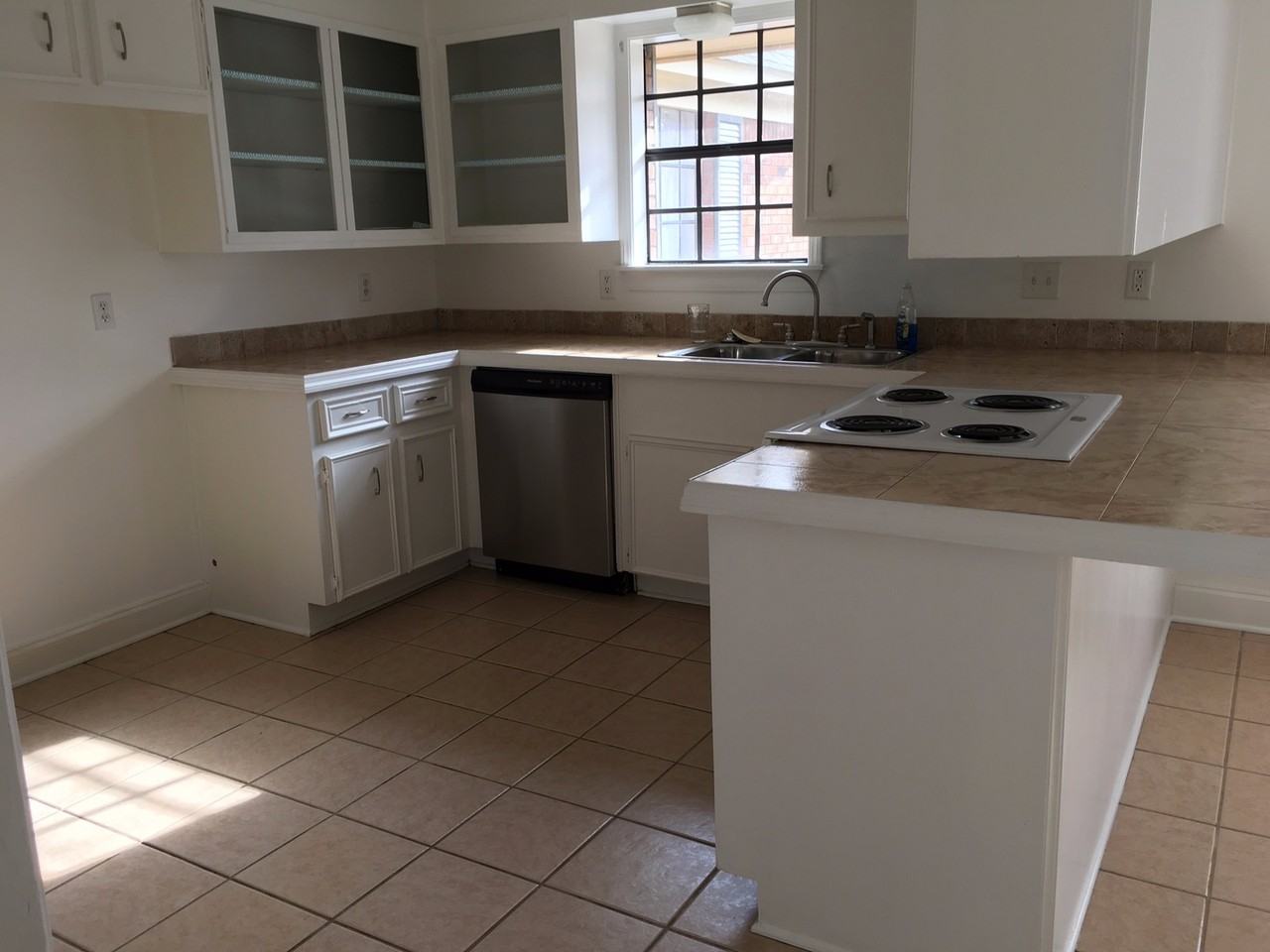 130 Twin Oaks Dr - Photo 7 of 16