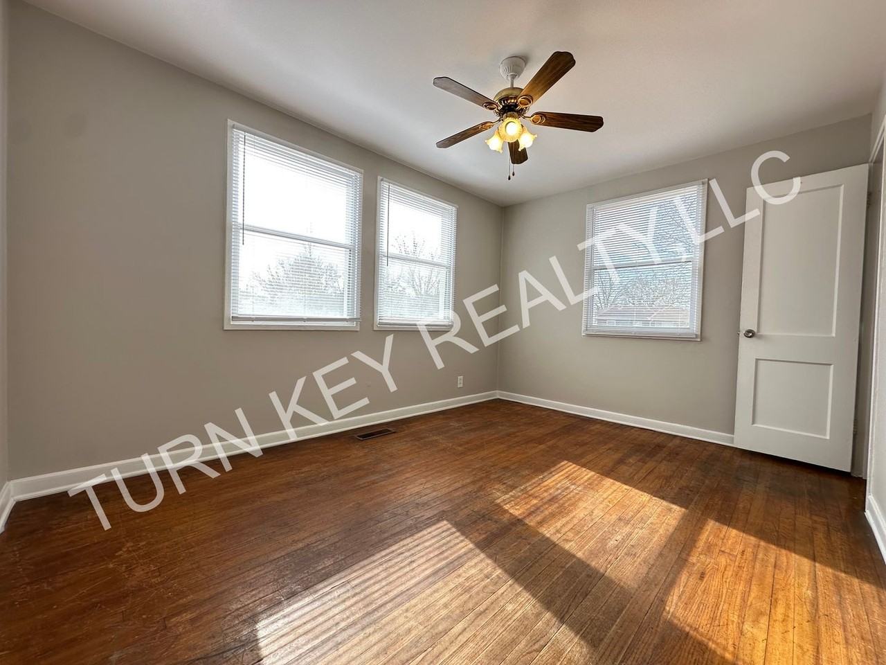 600 Robison Dr - Photo 7 of 10