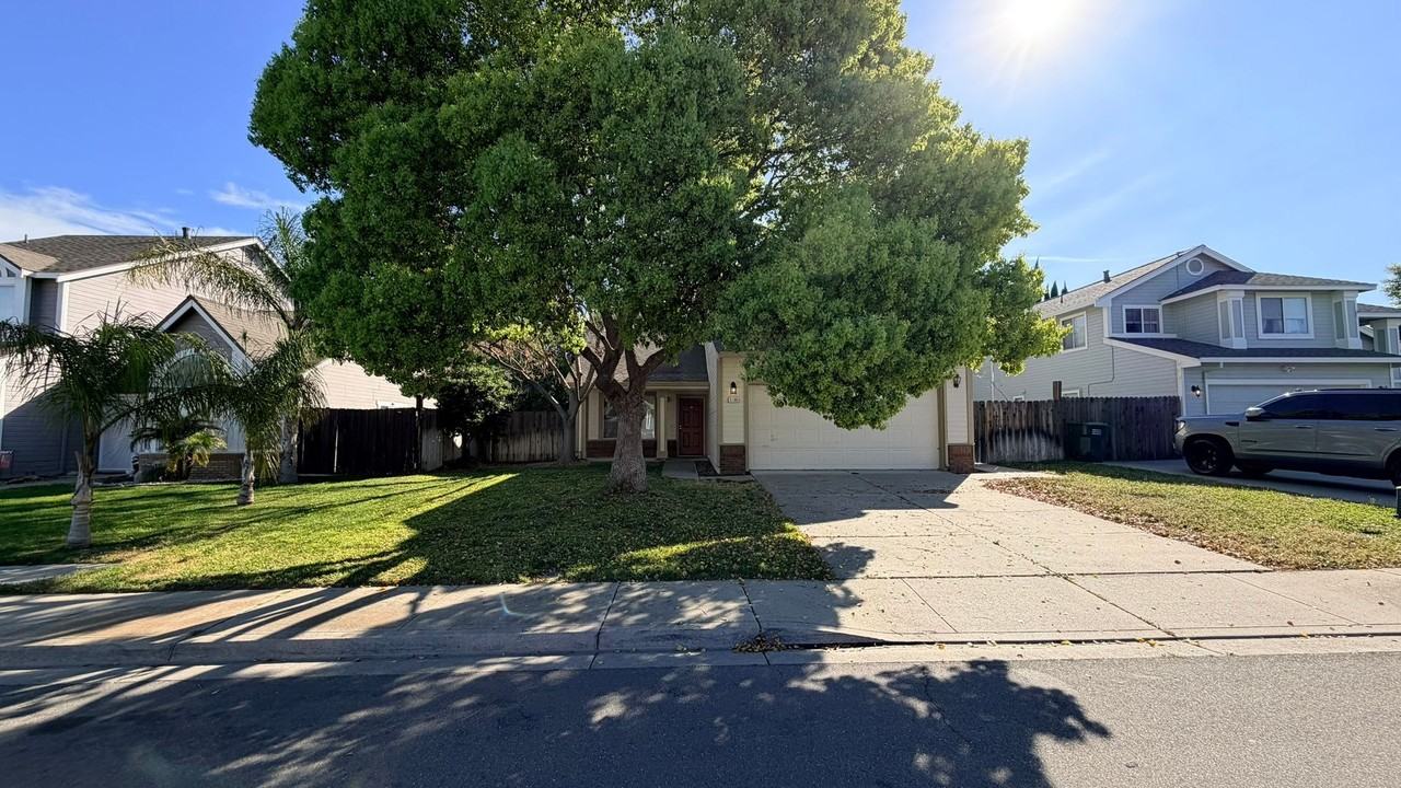 5100 Kegan Ln - Photo 2 of 25