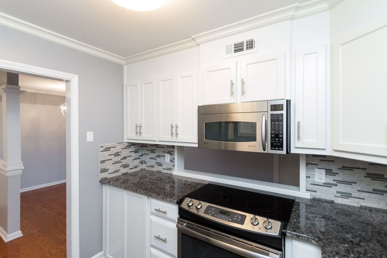 140 Lake Concord Rd Ne #B4 - Photo 3 of 23