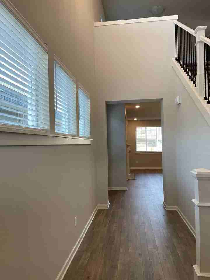 3718 S 42nd Pl - Photo 7 of 50