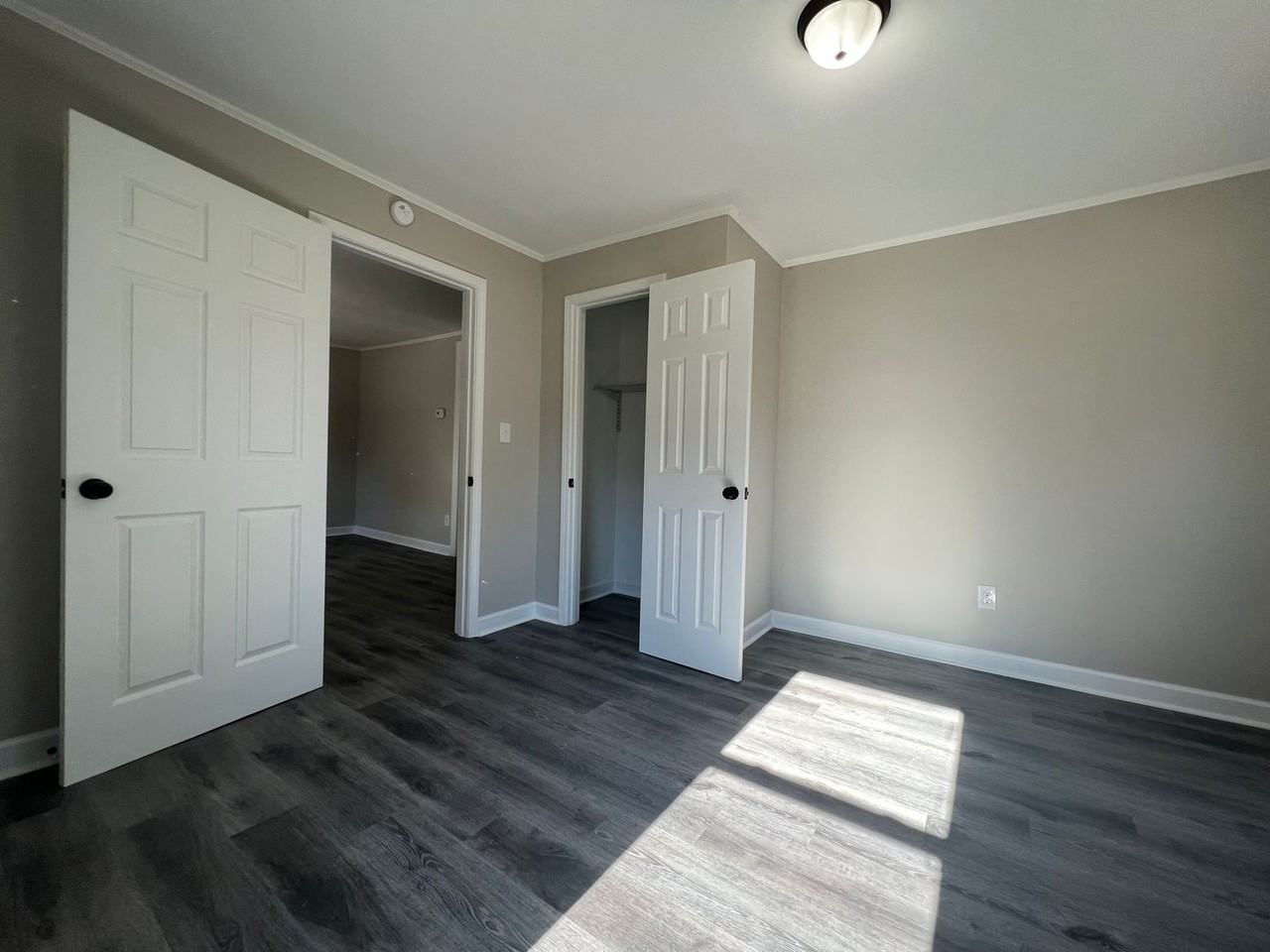 1113 Baker Blvd - Photo 4 of 8