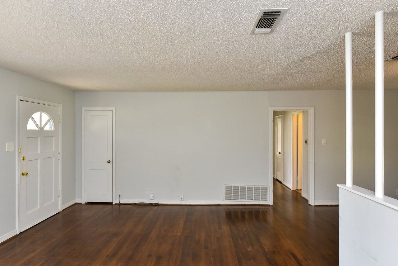 4004 Anita Ave - Photo 3 of 19