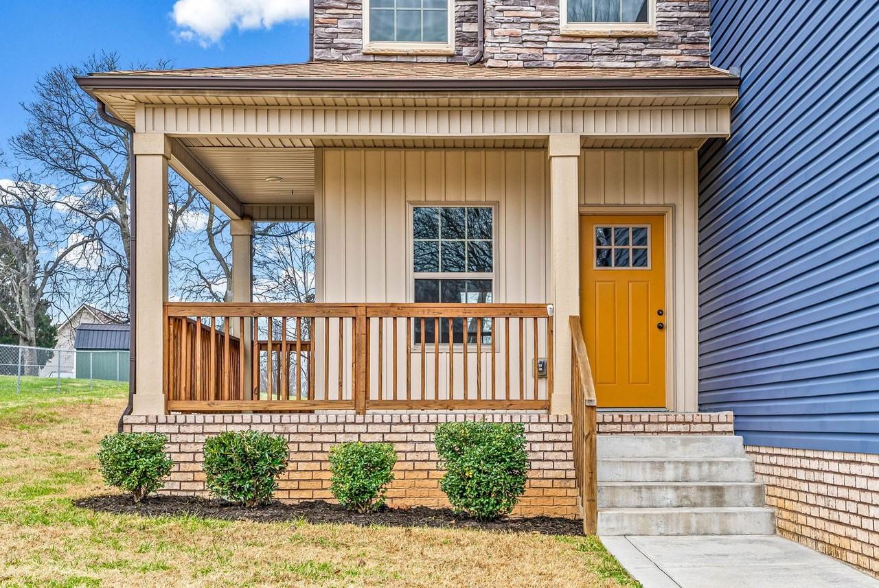 1395 Holden Dr - Photo 7 of 43